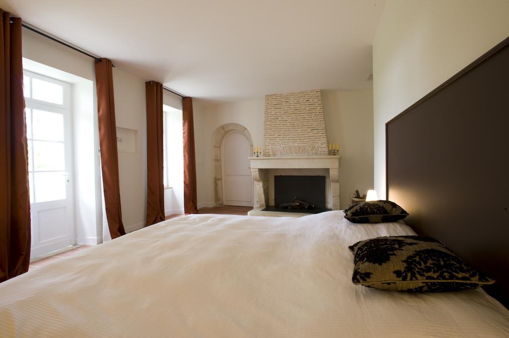 Les Cinq Sens Du Chateau Mayne Lalande Hotel Castelnau de Medoc Ruang foto